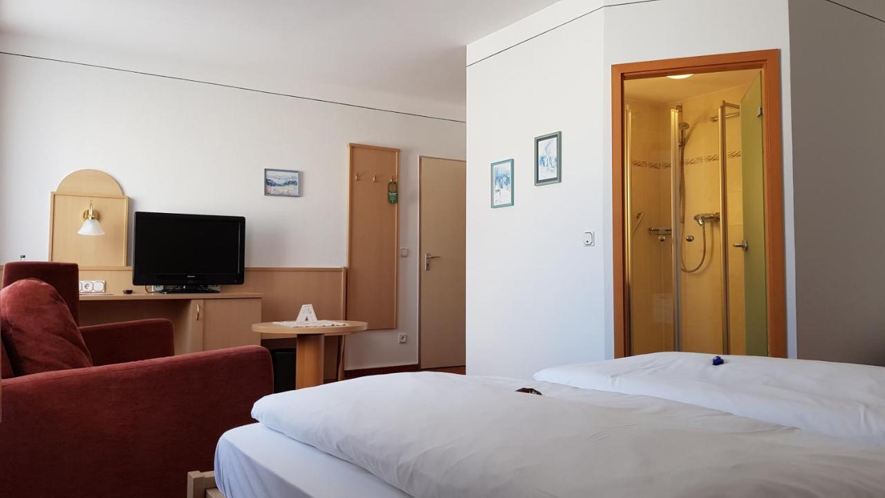 Hotel Gasthof Specht Aichach Buitenkant foto